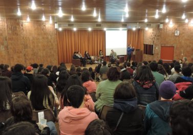 Alumnos de III y IV medio participaron de “Vive un día en Ingeniería Comercial UC”