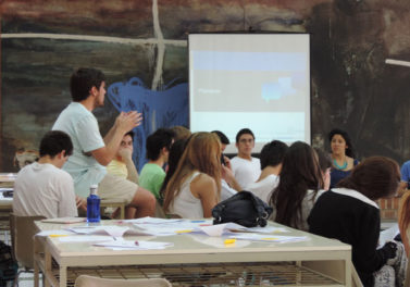 Alumnos participan en Taller de Ayudantes