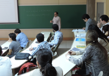 2014: Record de seminarios académicos en la Facultad