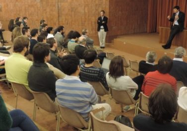 Ministro de Transportes y Telecomunicaciones, Andrés Gómez-Lobo, dictó seminario sobre restricción vehicular