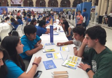 Semana del Postulante: más de cuatro mil estudiantes conocieron sobre las carreras y beneficios de la UC