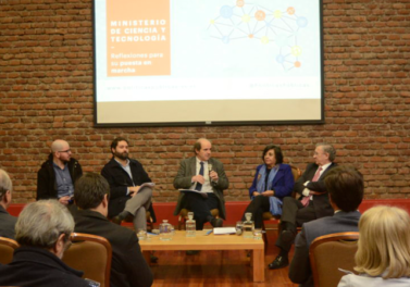 Decano José Miguel Sánchez participa en Análisis del proyecto de ley que crea el Ministerio de Ciencia y Tecnología