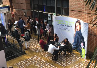 40 empresas participan en la Feria Laboral de Ingeniería Comercial UC