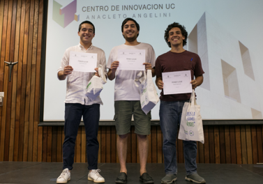 14 alumnos de Ingeniería Comercial participaron en el Desafío Interescuela